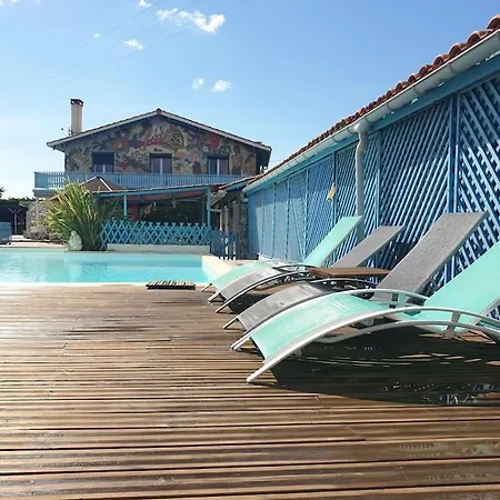 La Maison Mosaic Medoc - *